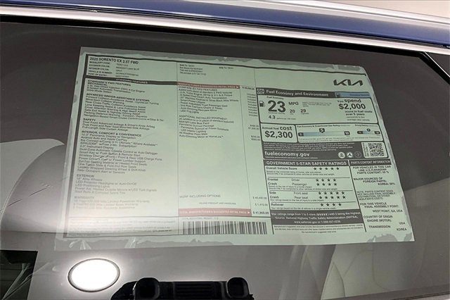 Certified 2025 Kia Sorento EX w/ Panoramic Sunroof Package image 14