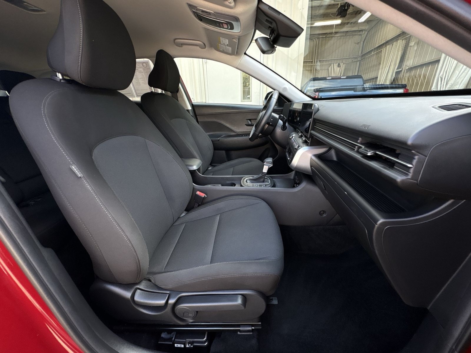 Certified 2025 Hyundai Kona SEL AWD/4WD image 26