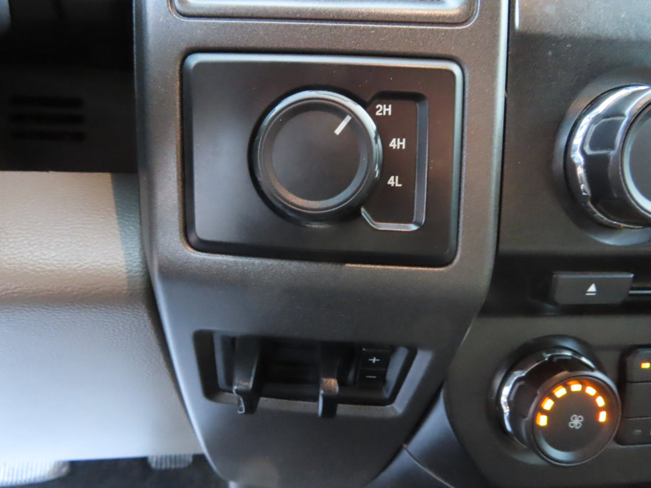 Used 2017 Ford F350 XL w/ STX Appearance Package image 38