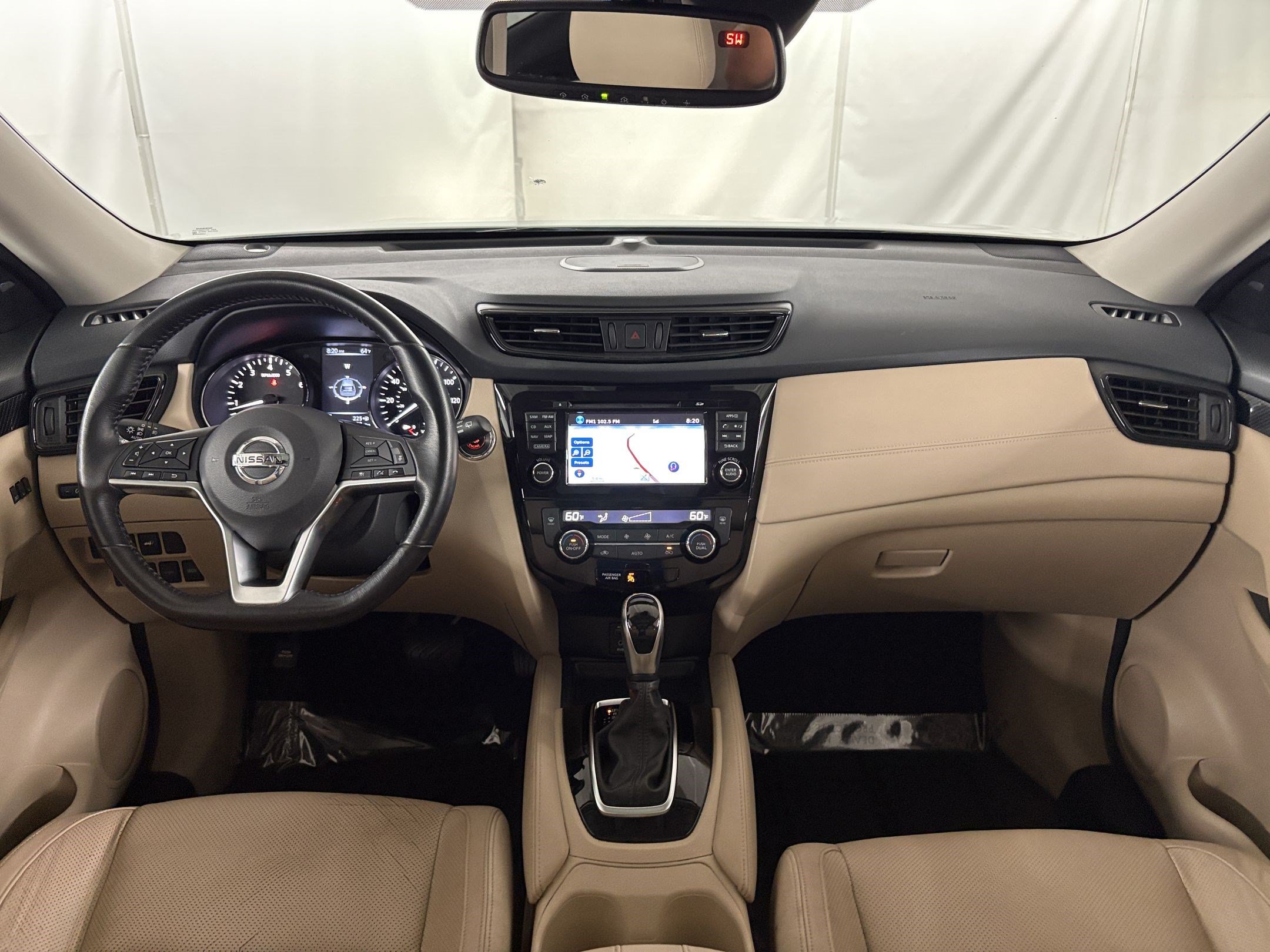 Used 2017 Nissan Rogue SL w/ SL Premium Package FWD image 16