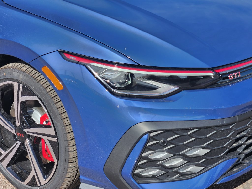 New 2026 Volkswagen GTI SE FWD image 27