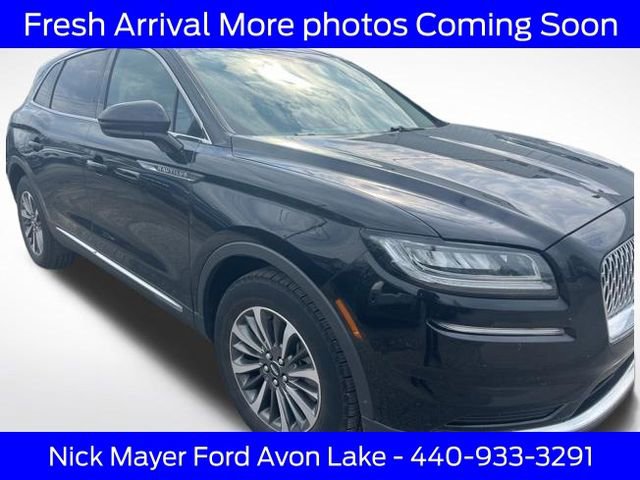 Used 2023 Lincoln Nautilus Reserve image 9