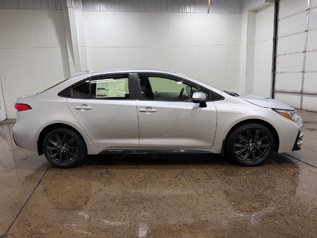 New 2026 Toyota Corolla SE w/ SE Premium Package FWD image 8