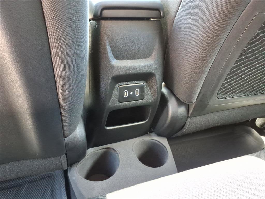 Used 2024 Hyundai Venue SEL FWD image 13