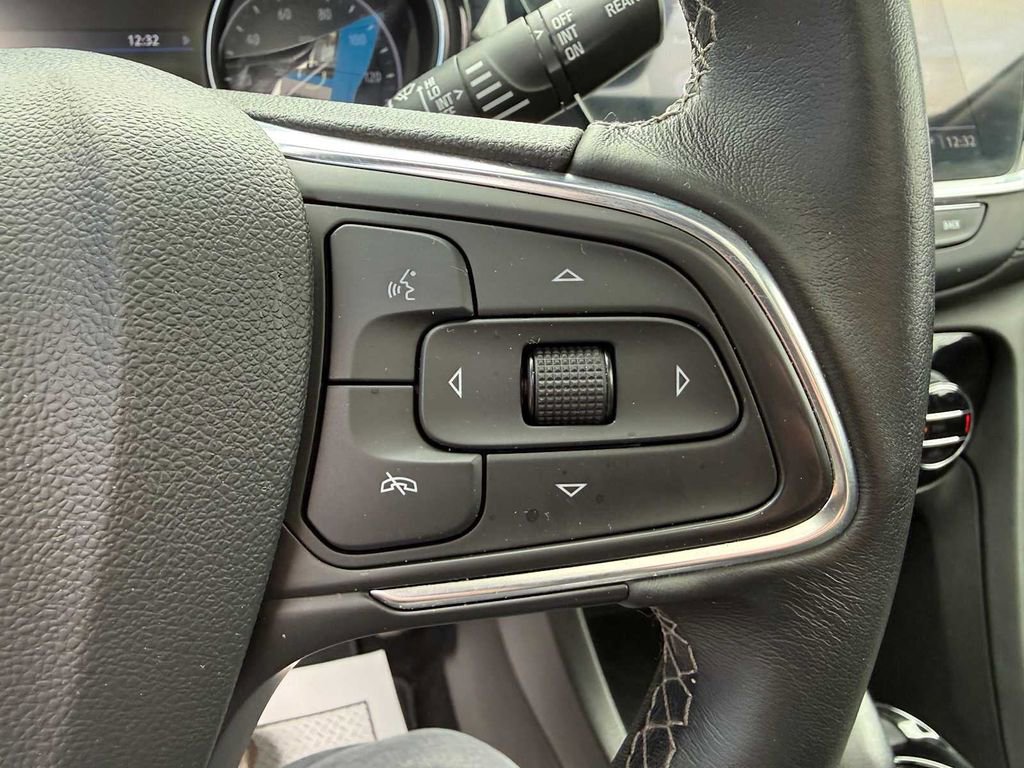 Used 2022 Buick Encore GX Select w/ Experience Buick Package image 45