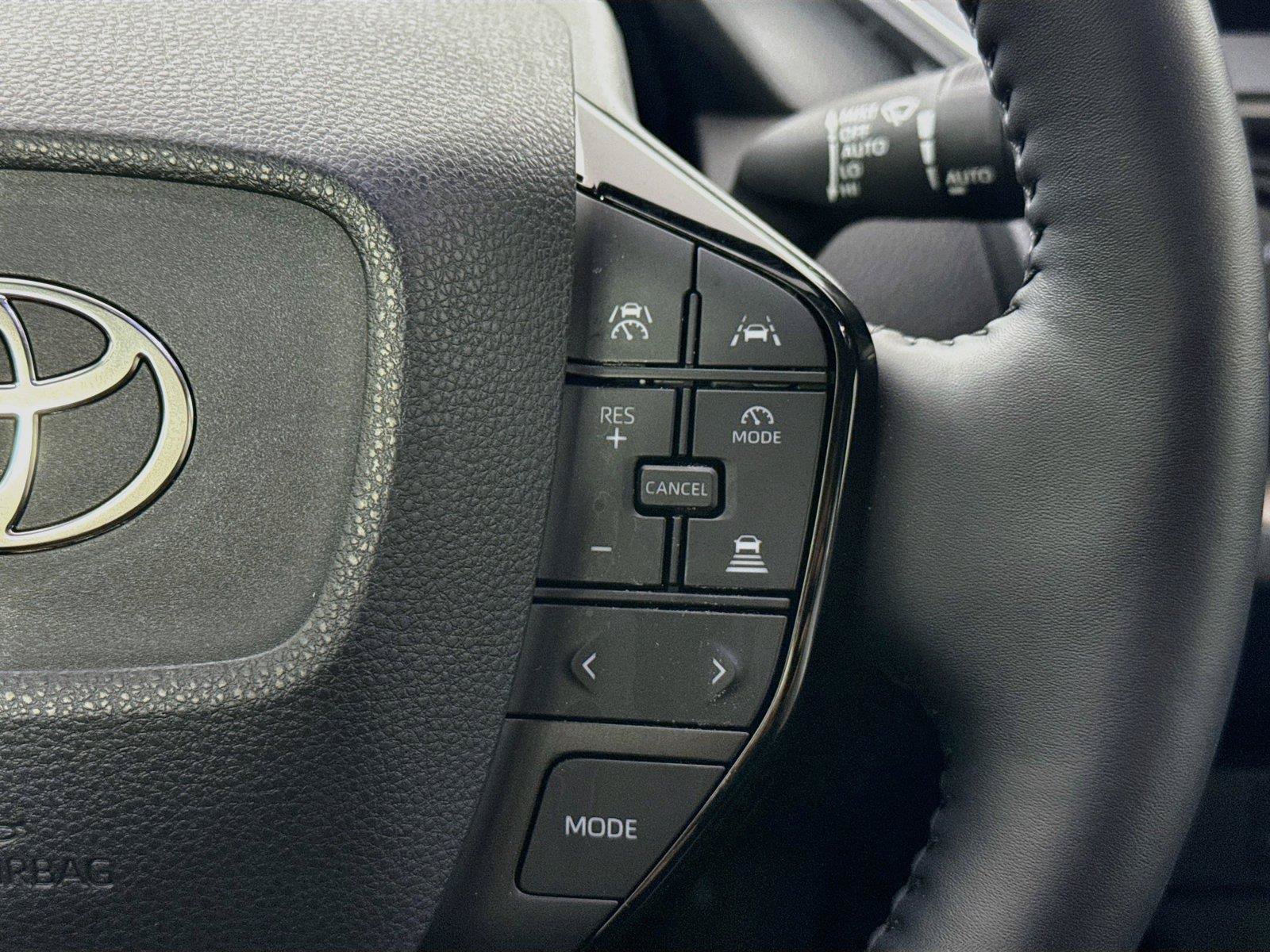 Certified 2026 Toyota Prius XLE FWD image 20