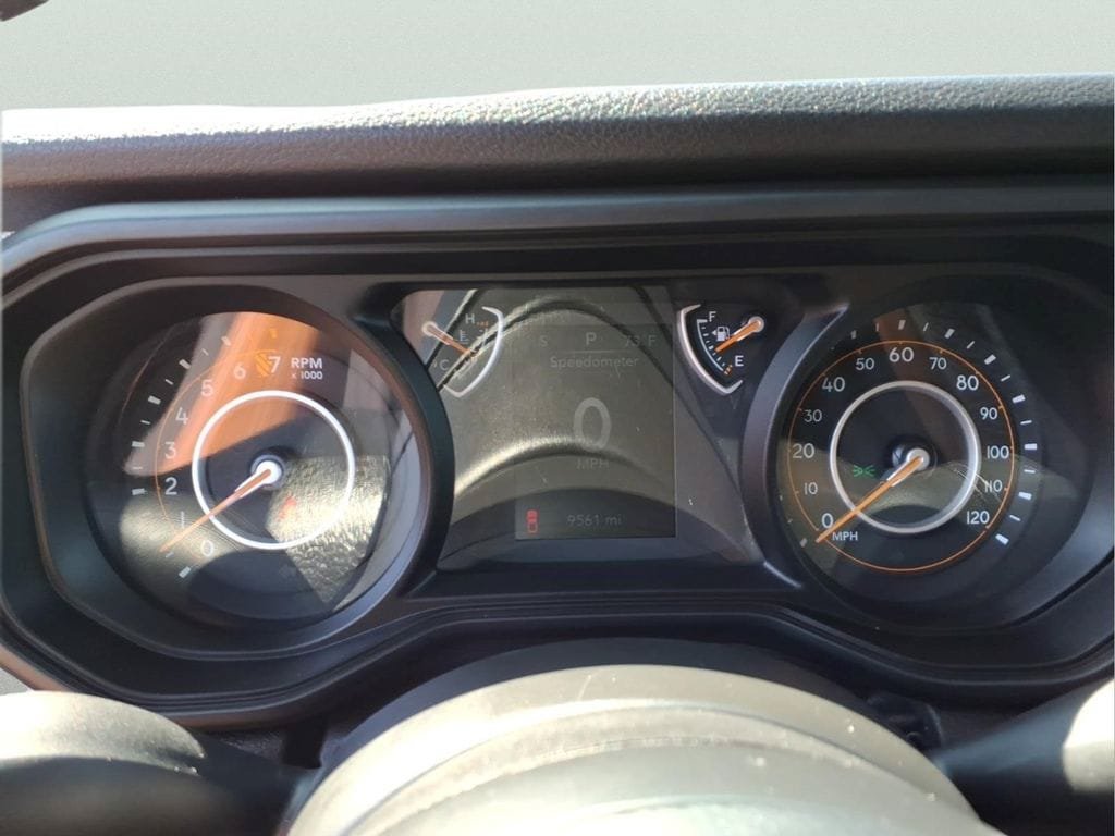 Used 2025 Jeep Gladiator Sport AWD/4WD image 31