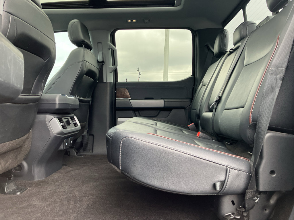 Used 2021 Ford F150 Lariat w/ Max Trailer Tow Package image 32