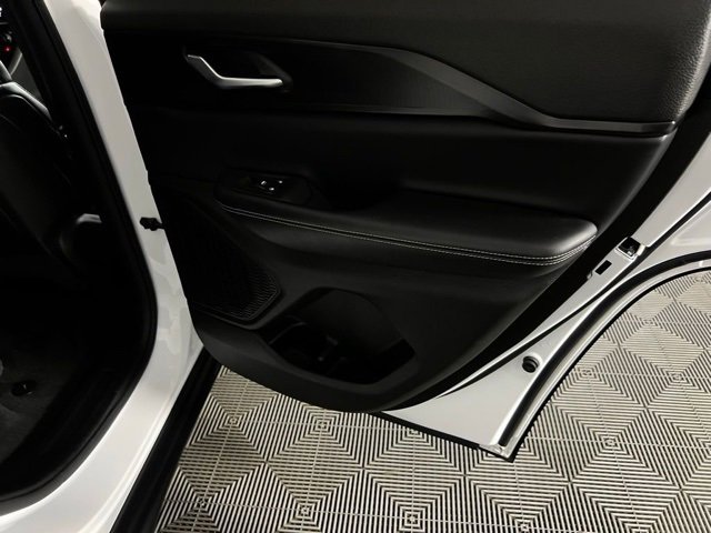 Used 2023 Jeep Grand Cherokee Altitude image 19