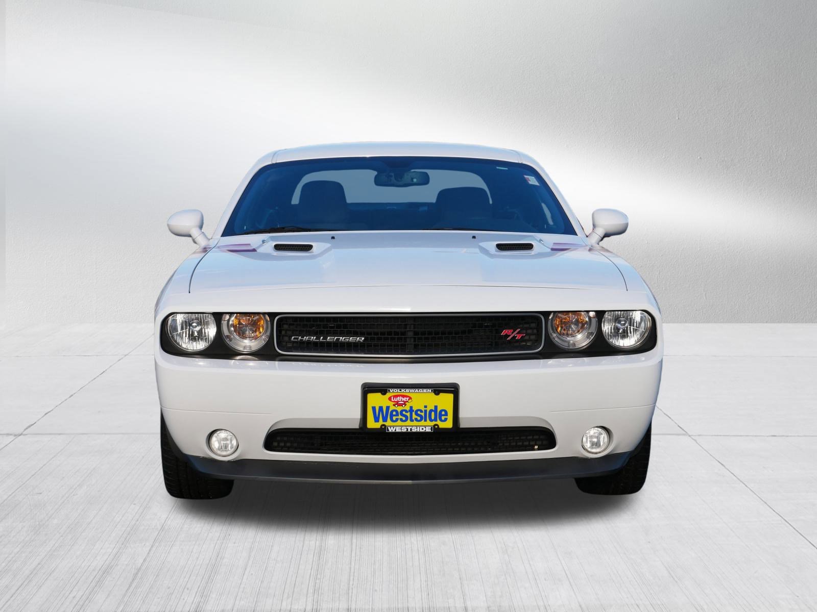 Used 2013 Dodge Challenger R/T image 2