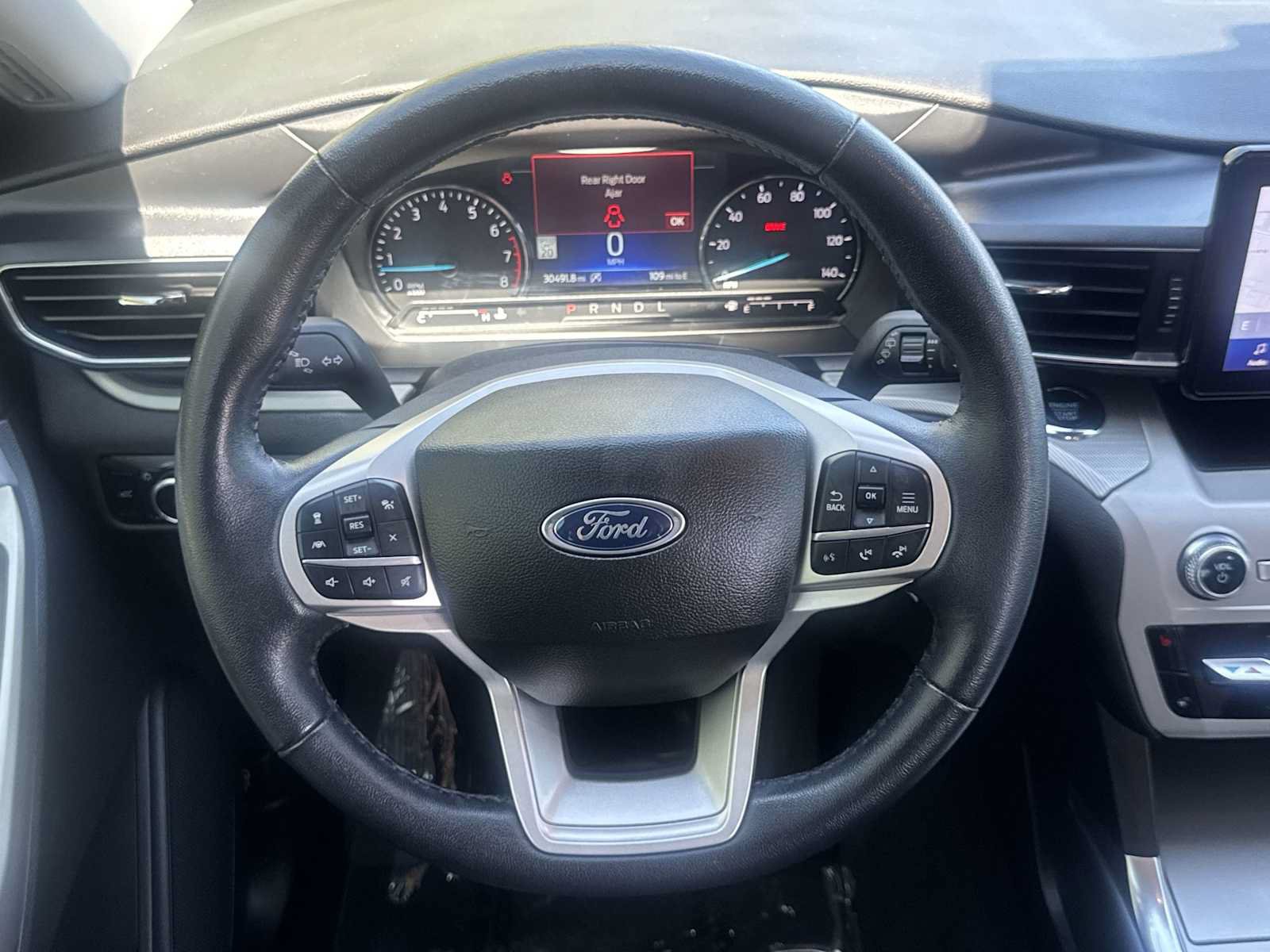 Used 2023 Ford Explorer XLT w/ Equipment Group 202A RWD image 19