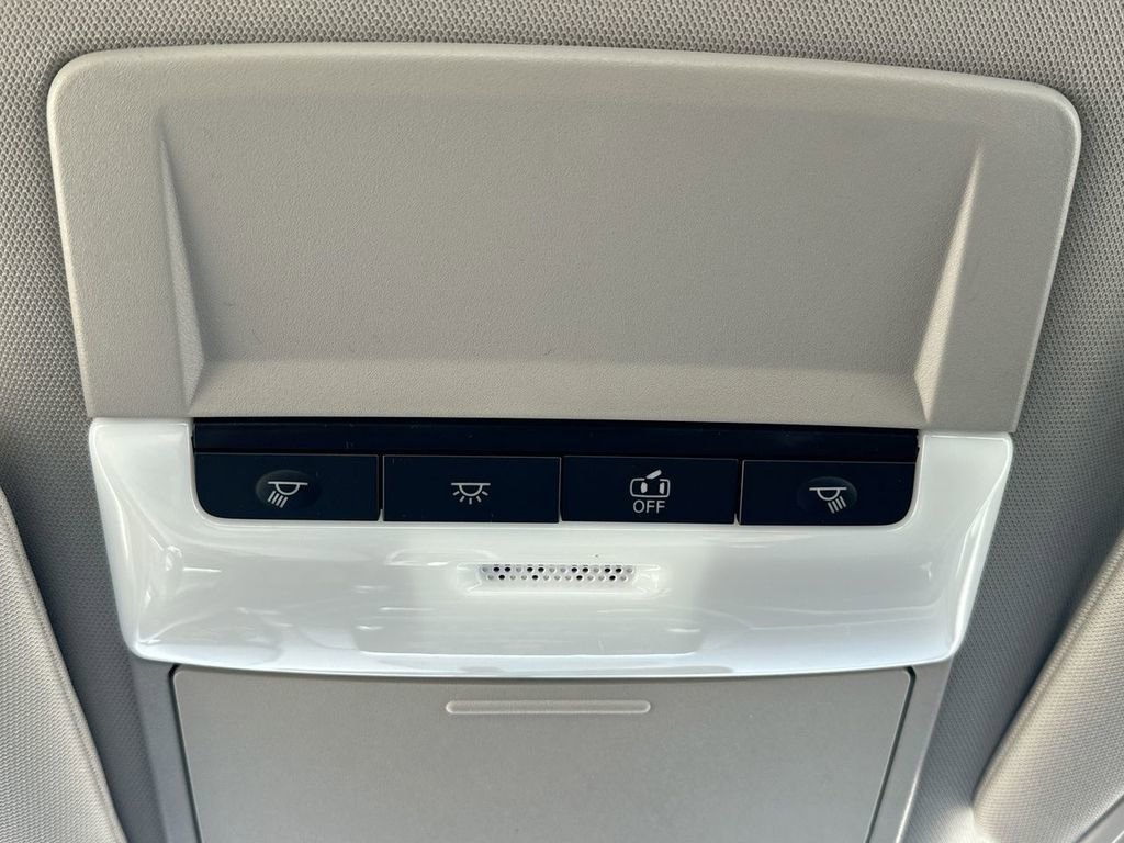 Used 2025 Nissan Altima 2.5 SV image 19