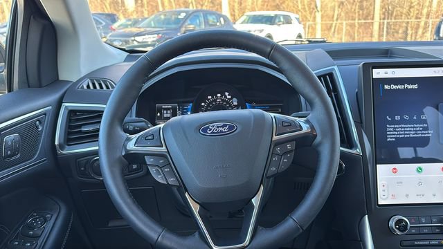 Certified 2024 Ford Edge Titanium image 13