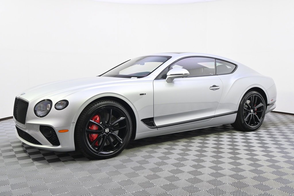 Used 2024 Bentley Continental GT image 2