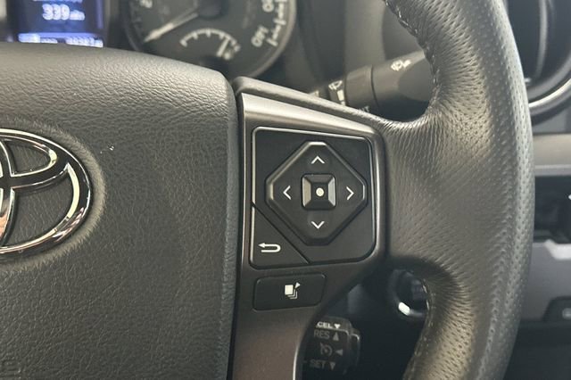 Used 2017 Toyota Tacoma TRD Sport image 26