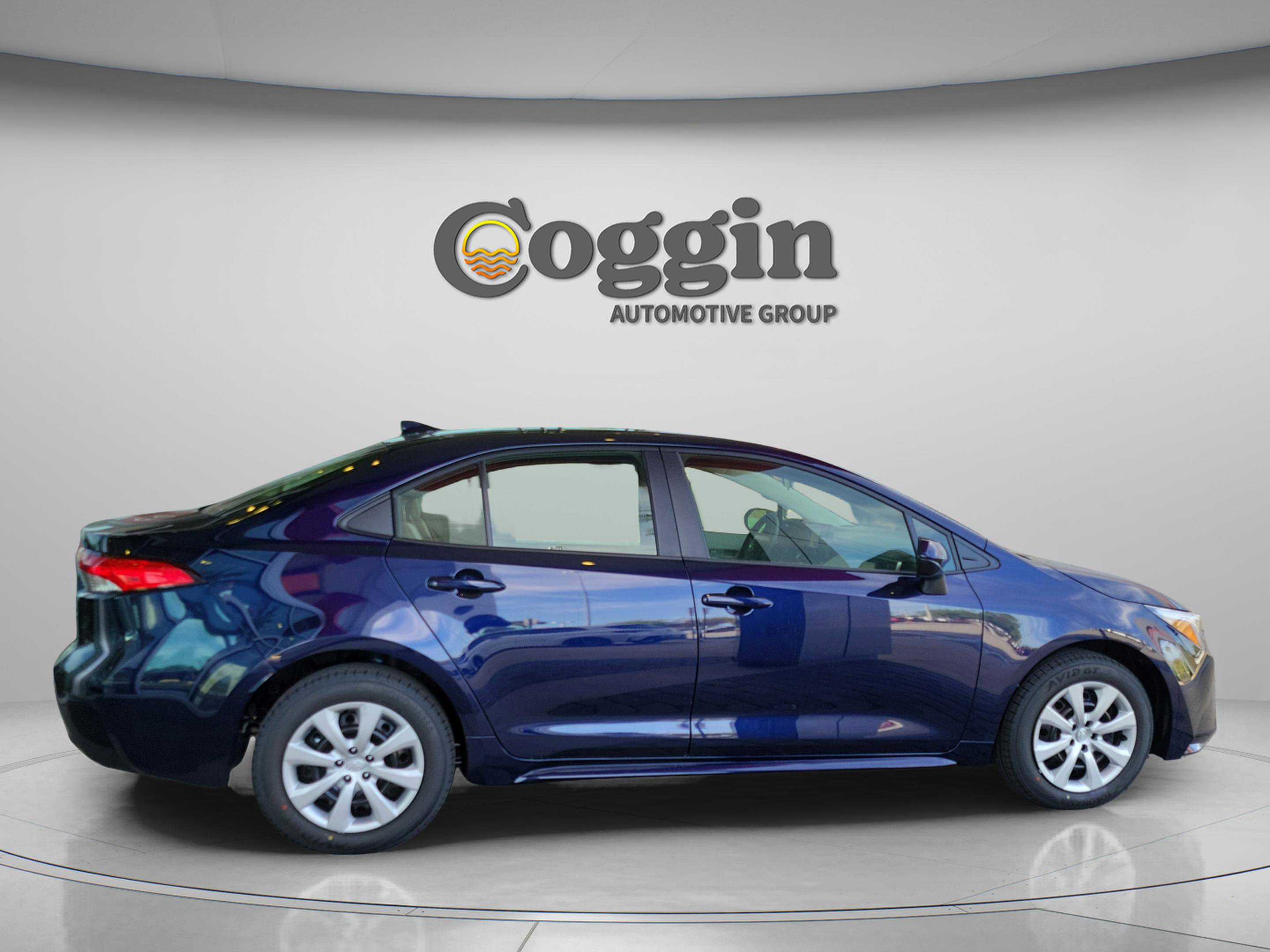 New 2025 Toyota Corolla LE FWD image 5