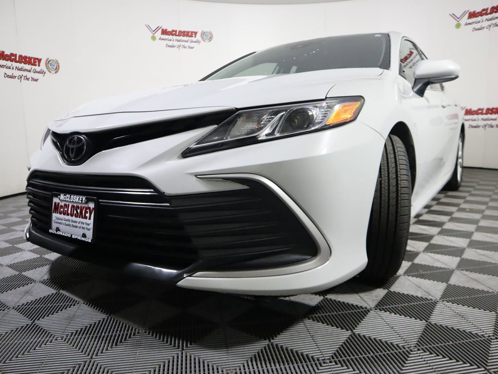 Used 2023 Toyota Camry LE image 18
