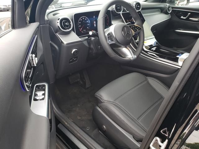 New 2025 Mercedes-Benz GLC 300 4MATIC image 10
