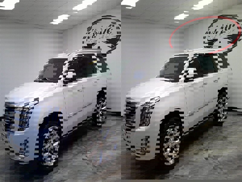 Used 2016 Cadillac Escalade Premium image 6