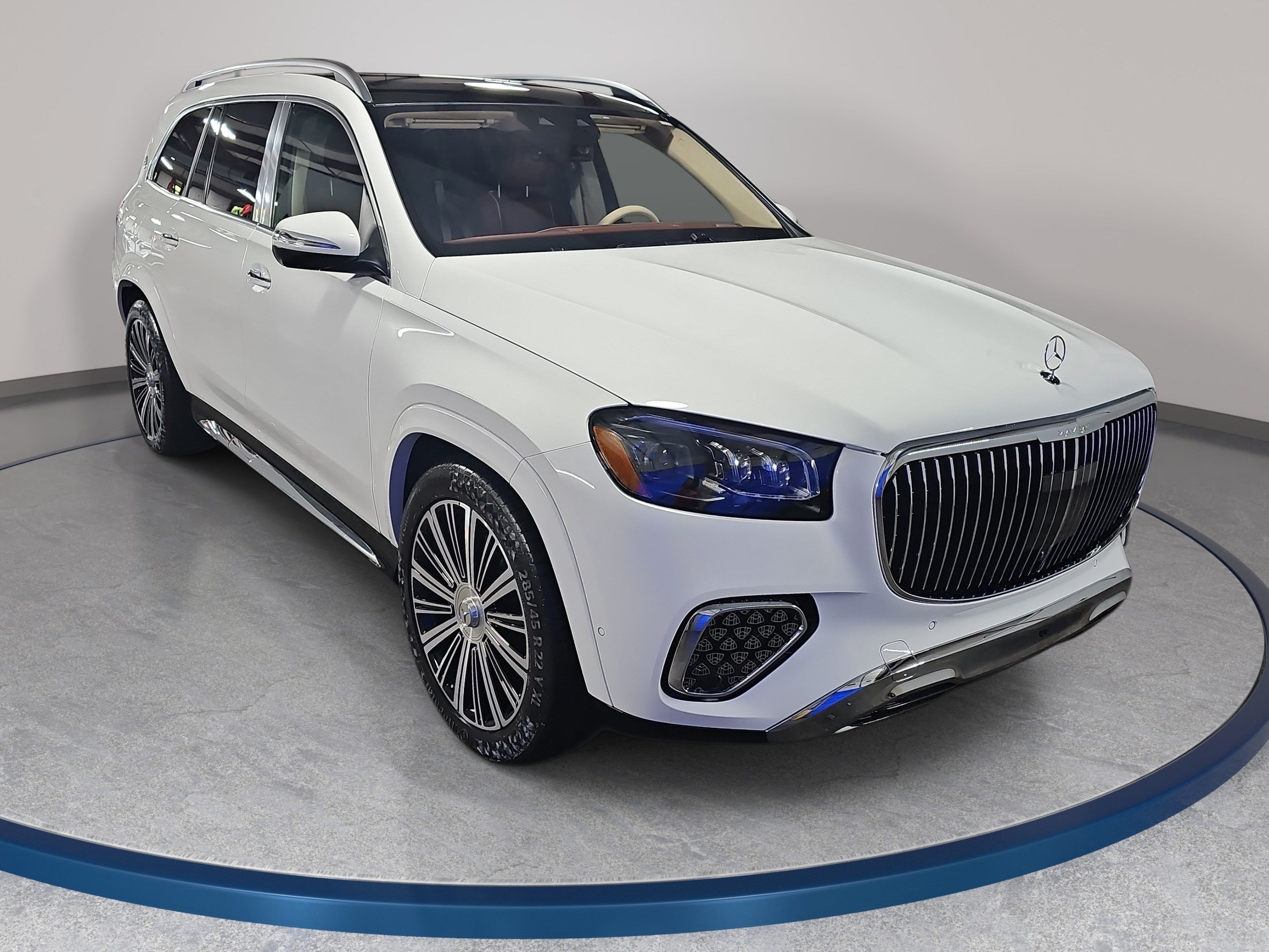 Certified 2024 Mercedes-Benz Maybach GLS 600 4MATIC image 4