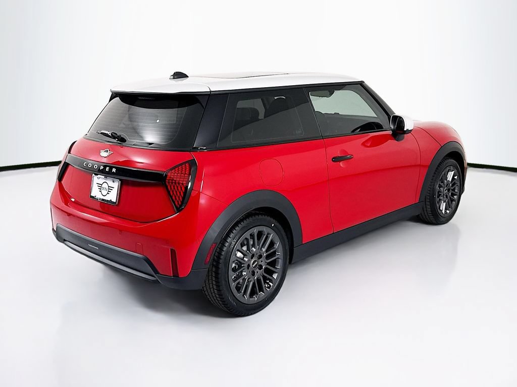 New 2026 MINI Cooper 2-Door Hardtop FWD image 5