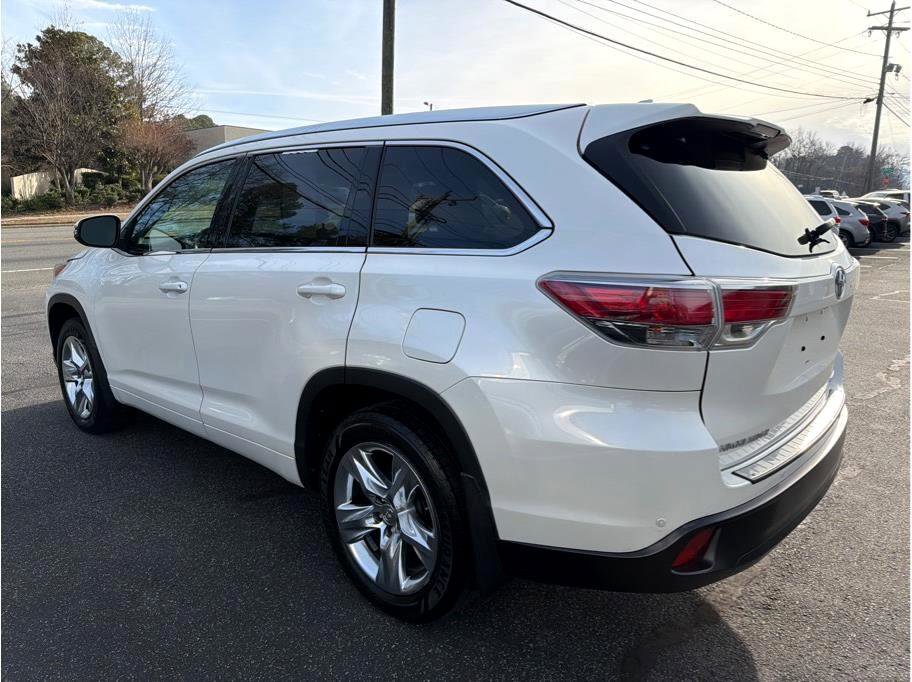 Used 2014 Toyota Highlander Limited image 4