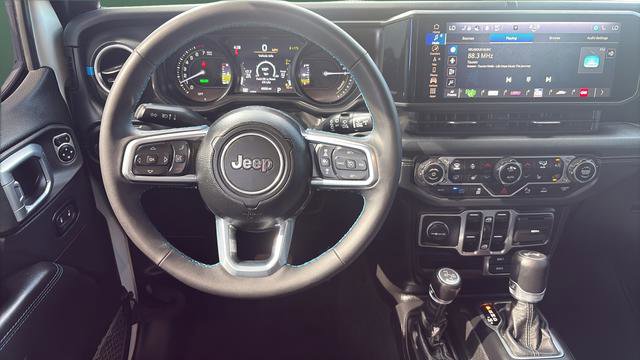 Used 2024 Jeep Wrangler High Altitude AWD/4WD image 20