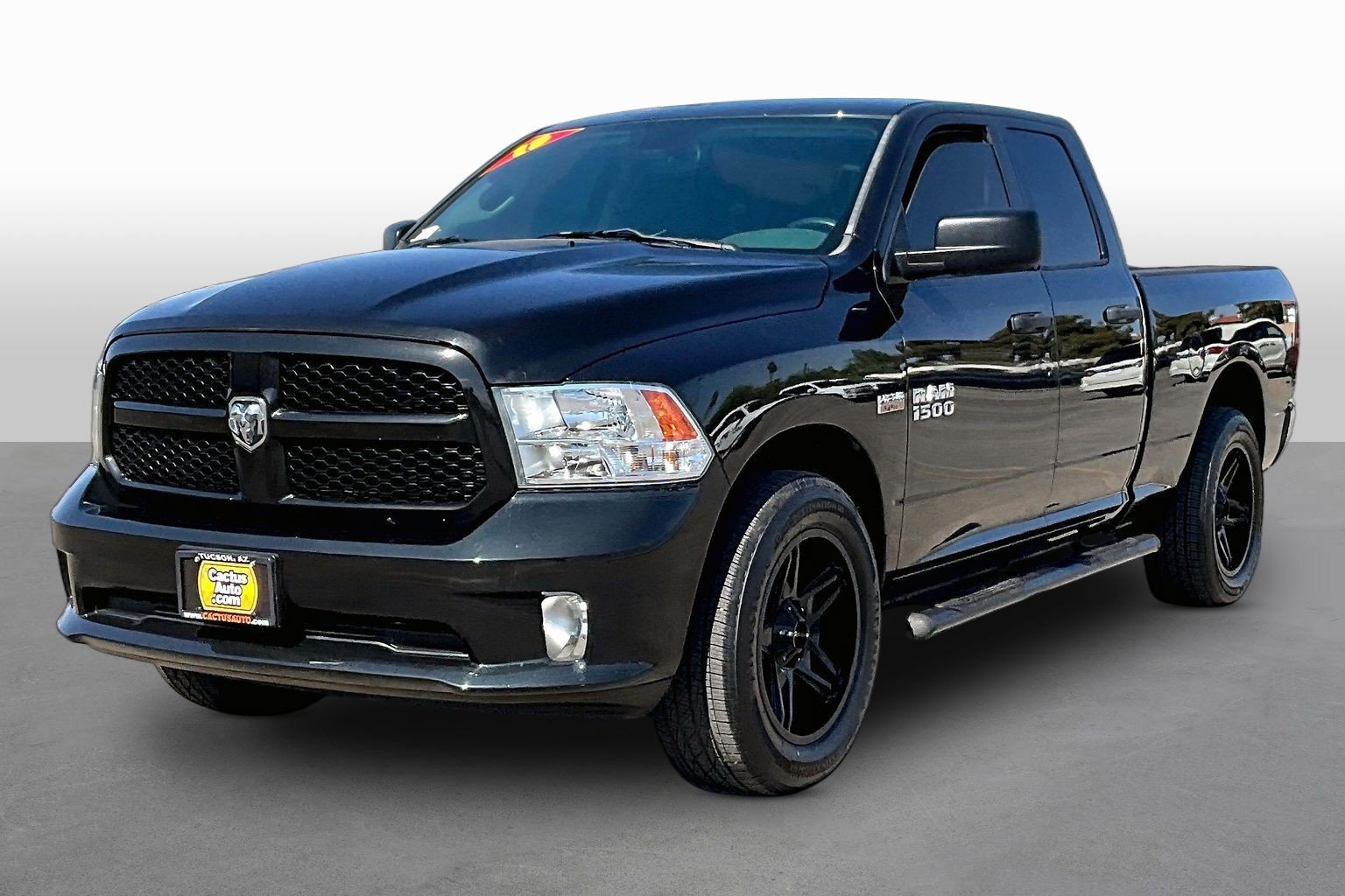 Used 2015 RAM 1500 Express AWD/4WD image 1