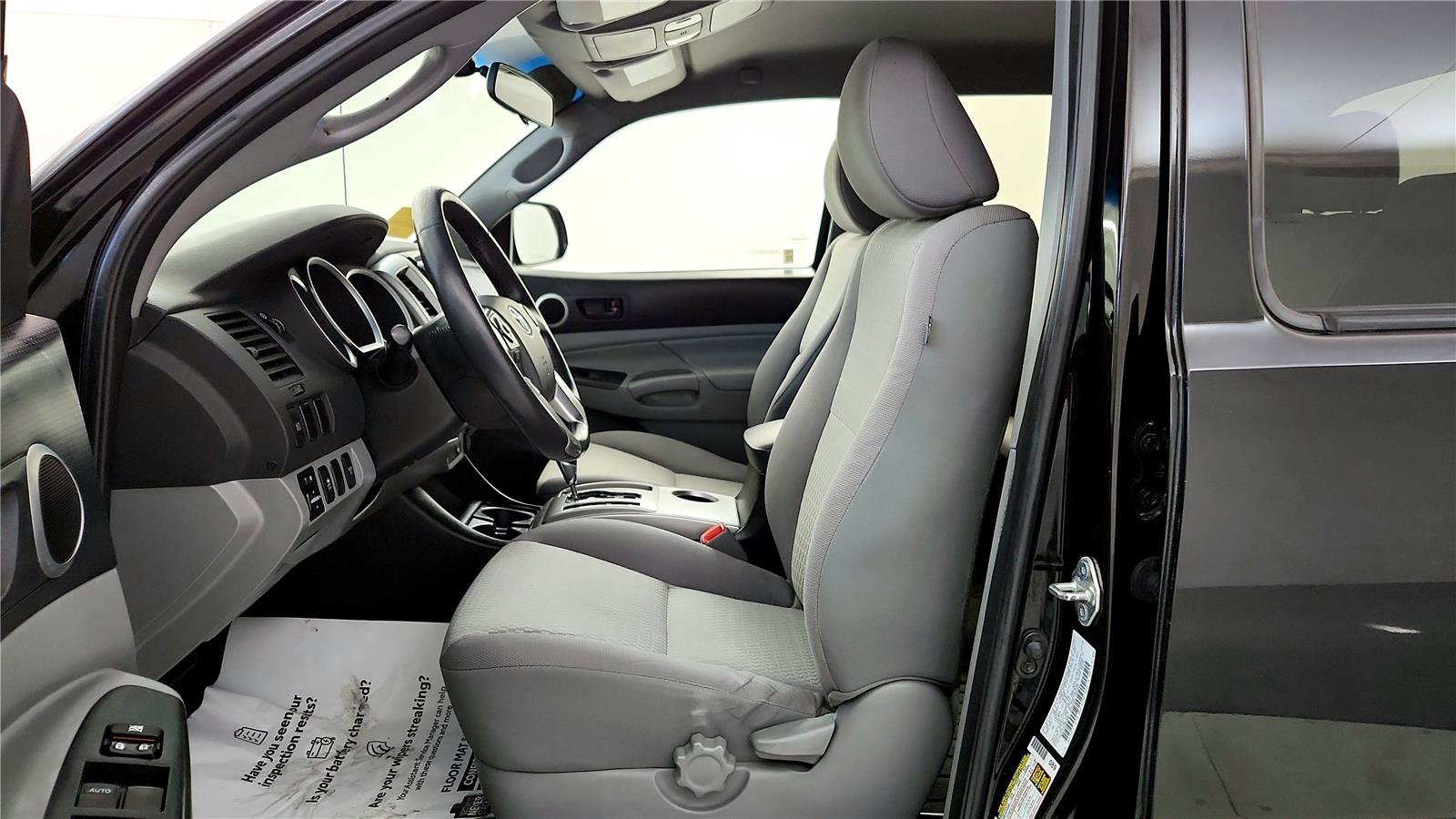 Used 2015 Toyota Tacoma 4x4 Double Cab image 37