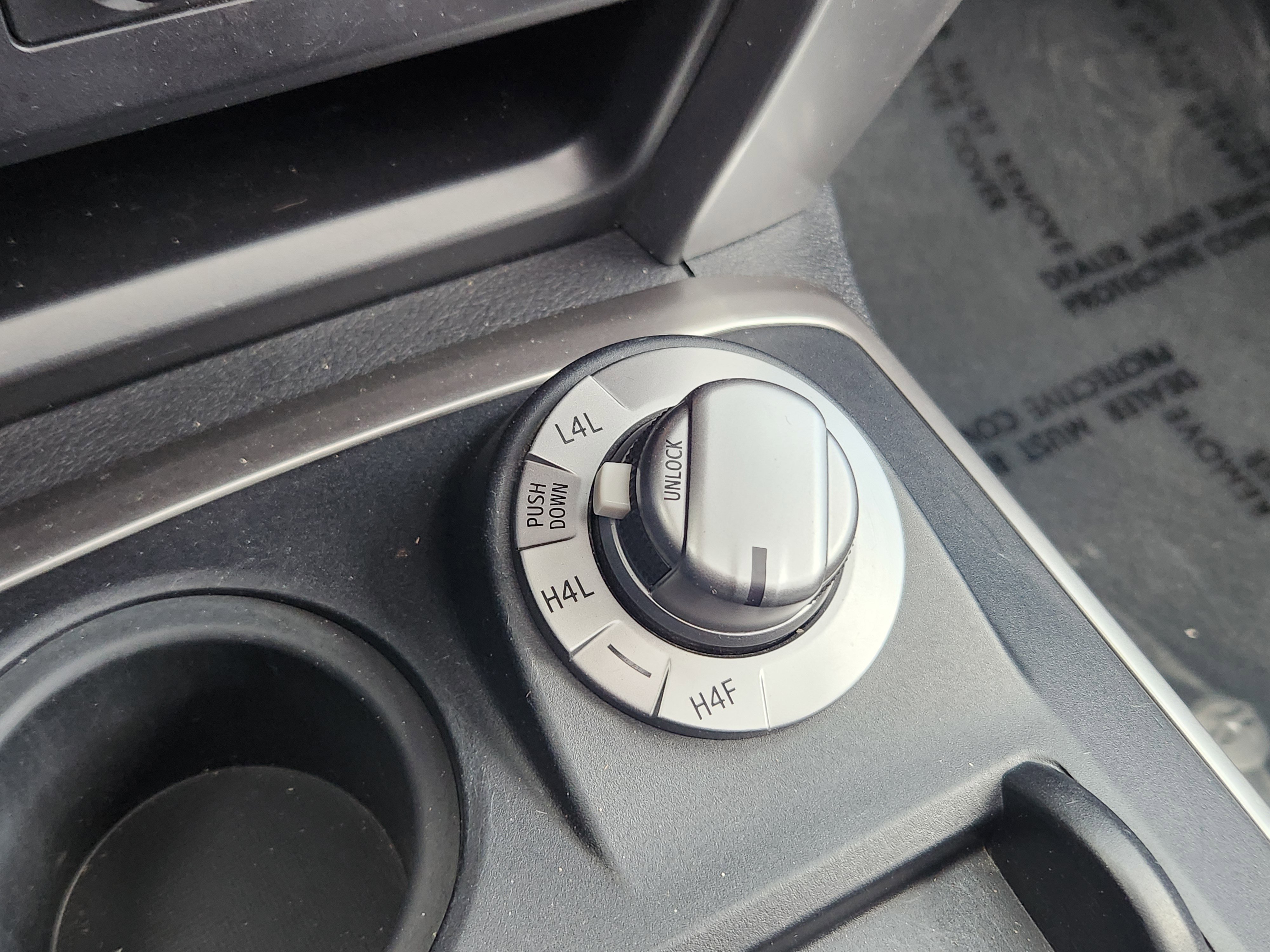 Used 2015 Toyota 4Runner Limited image 28