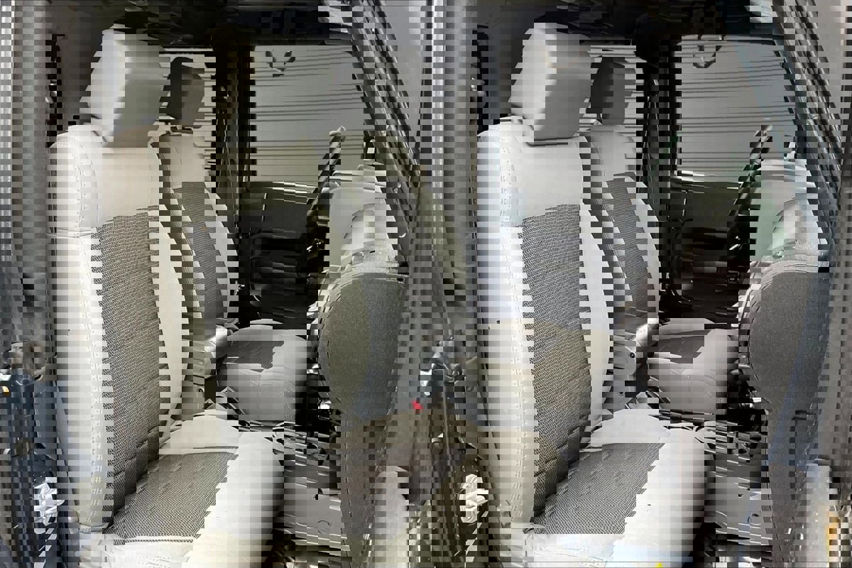 Used 2008 Jeep Wrangler Rubicon w/ PWR Convenience Group image 23