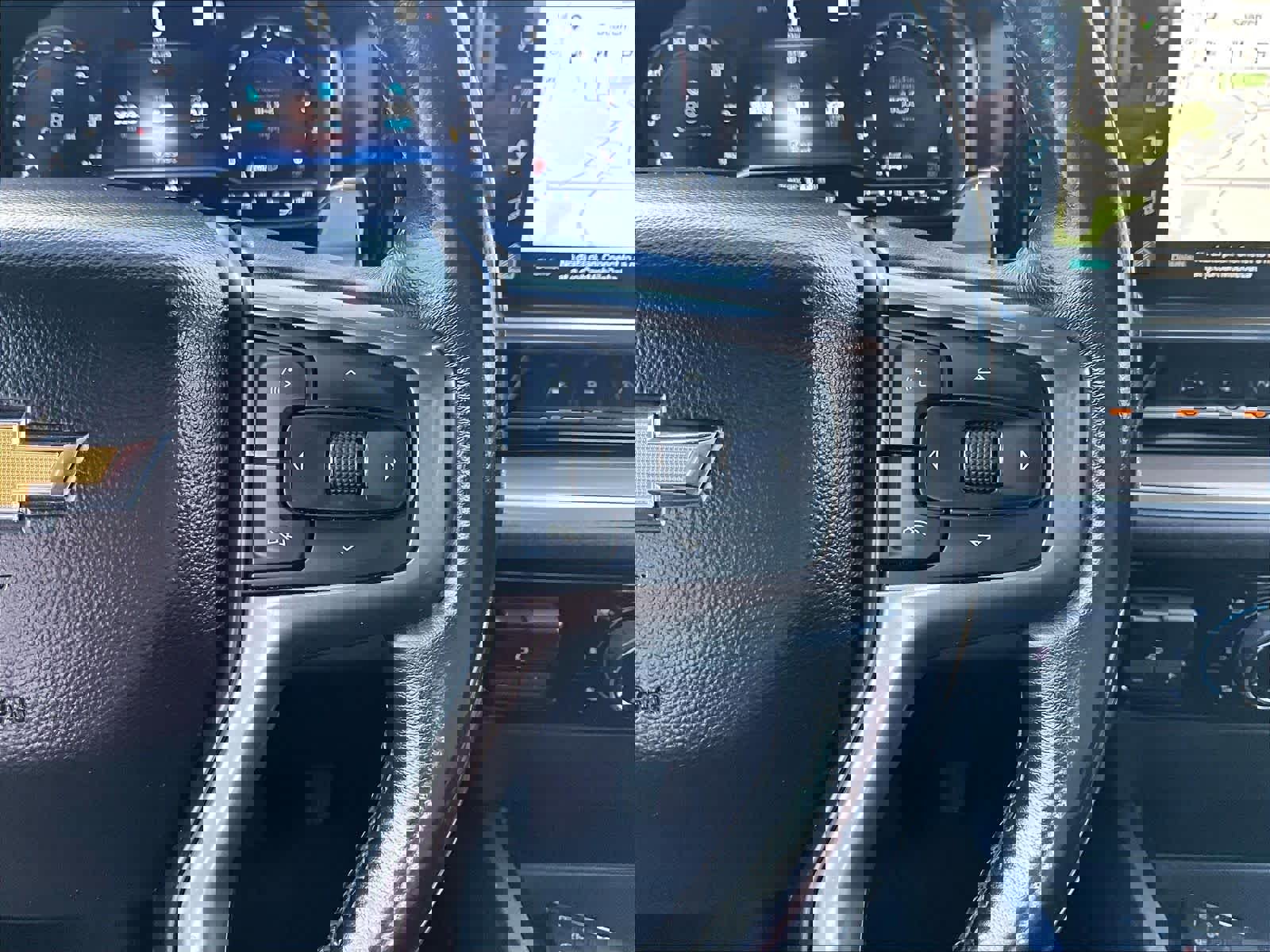 Used 2022 Chevrolet Silverado 1500 High Country w/ Technology Package image 21