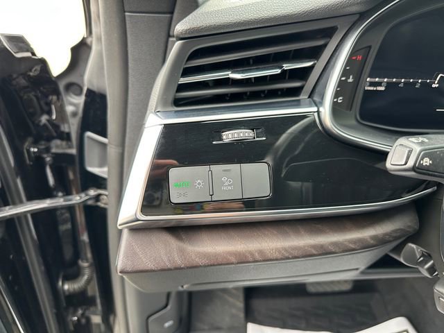 Used 2021 Audi Q8 Premium Plus w/ Premium Plus Package image 21