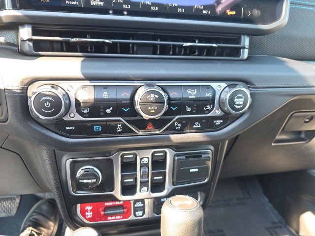 Used 2025 Jeep Wrangler Unlimited Rubicon 4xe w/ Safety Group image 26