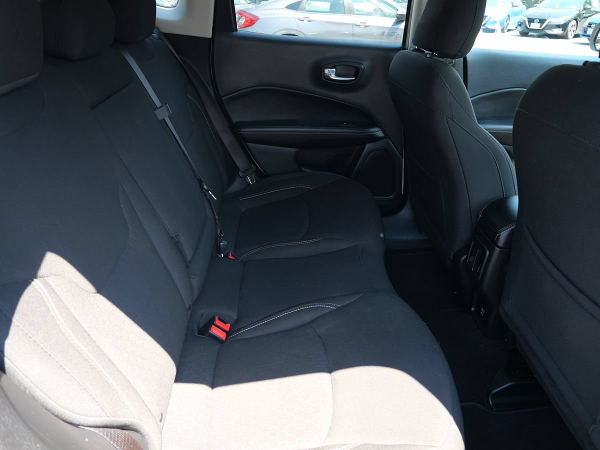 Used 2020 Jeep Compass Sport w/ Tech Group AWD/4WD image 30