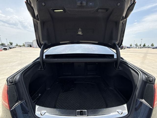Used 2014 Audi A8 3.0T AWD/4WD image 24