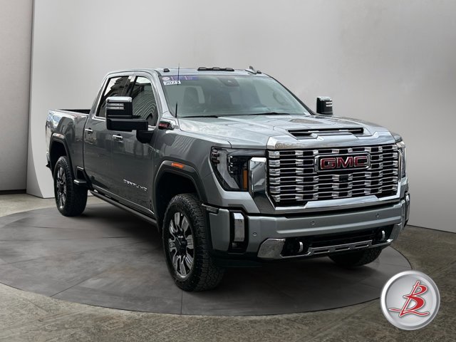 Used 2025 GMC Sierra 2500 Denali w/ Denali Reserve Package image 1