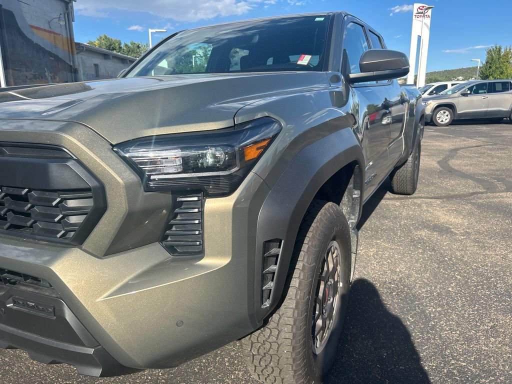 Used 2026 Toyota Tacoma TRD Off-Road w/ TRD Off Road Upgrade Package AWD/4WD image 13