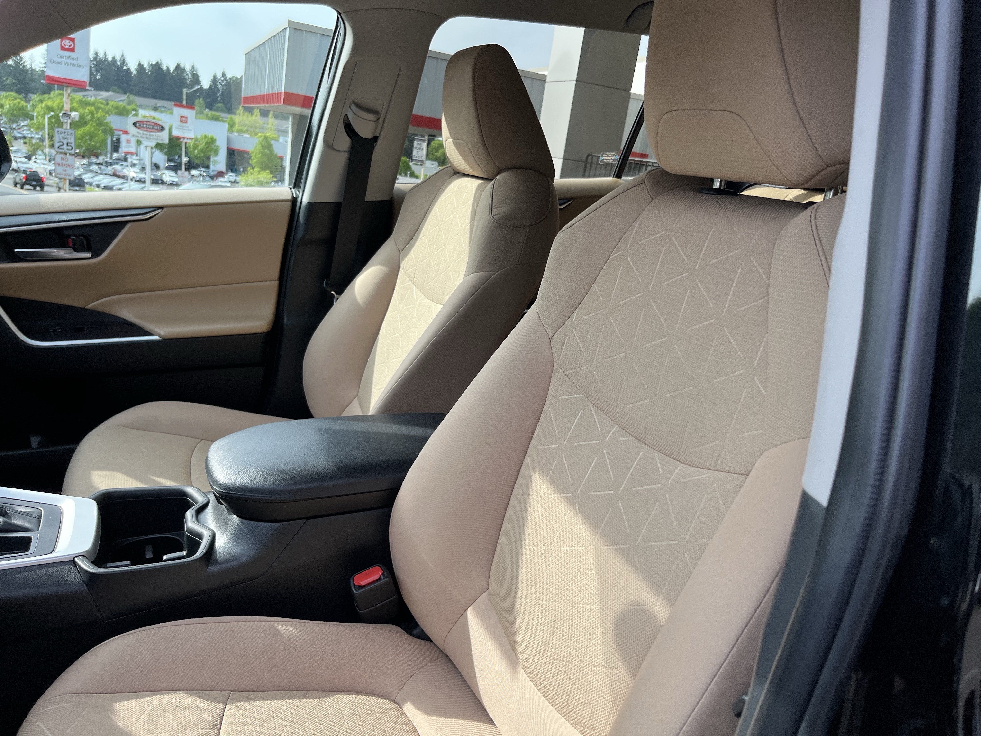 Certified 2024 Toyota RAV4 XLE AWD/4WD image 16