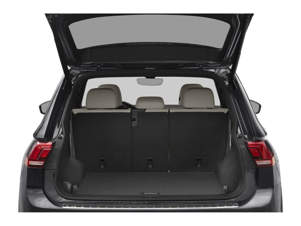 New 2024 Volkswagen Tiguan SE R-Line AWD/4WD image 11