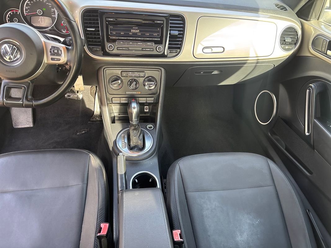 Used 2014 Volkswagen Beetle 1.8T image 11