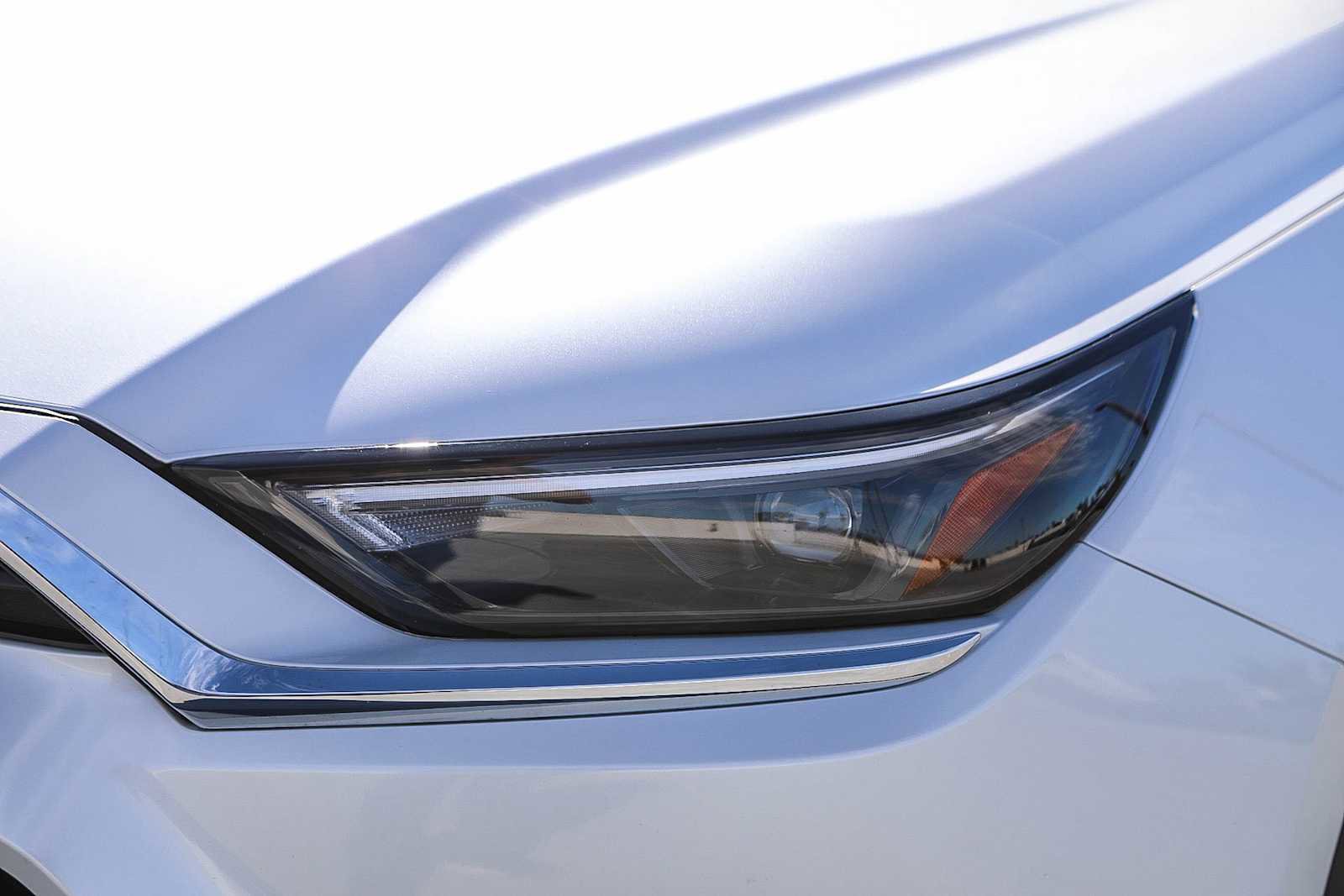 Used 2025 Toyota Grand Highlander Limited image 8