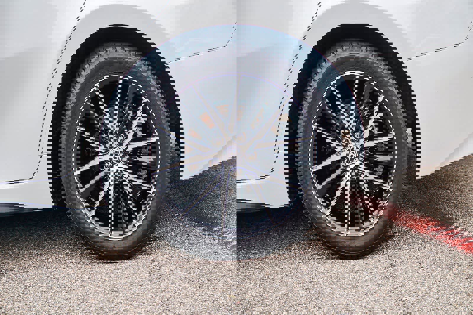 Used 2022 Toyota Camry SE image 8