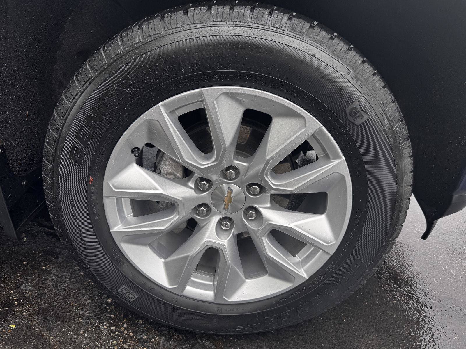 Certified 2021 Chevrolet Silverado 1500 Custom AWD/4WD image 9