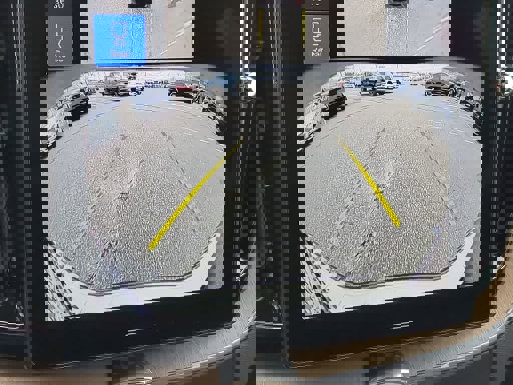 Used 2026 Volvo XC60 B5 Plus w/ Protection Package Premier image 28