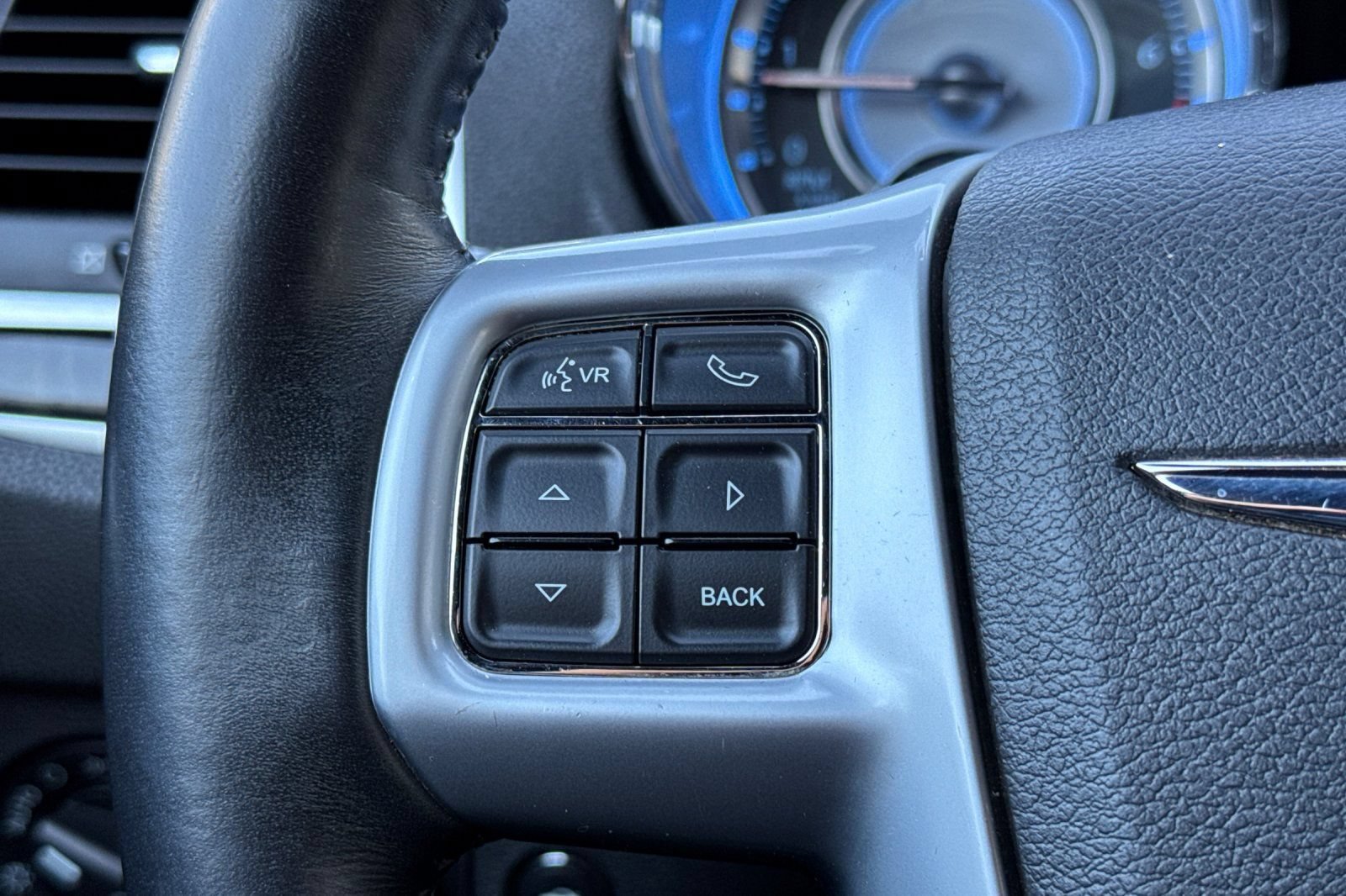 Used 2013 Chrysler 300 C RWD image 26