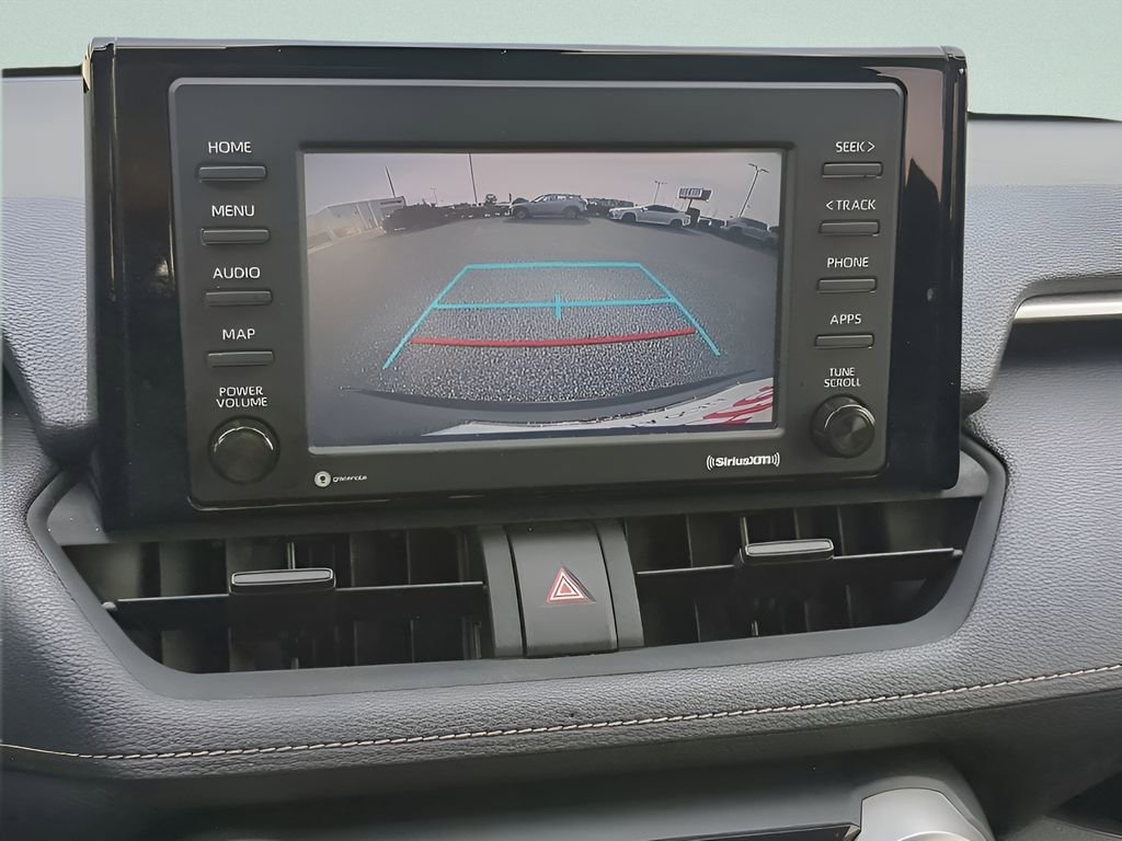 Used 2021 Toyota RAV4 LE image 26