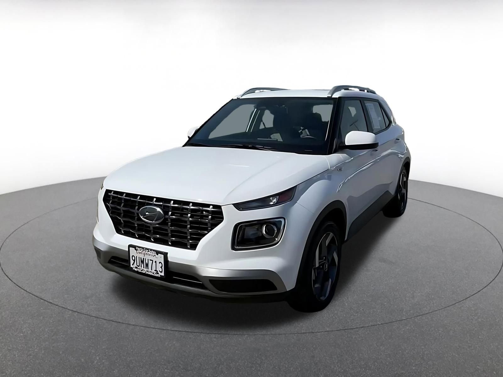 Used 2025 Hyundai Venue SEL image 7