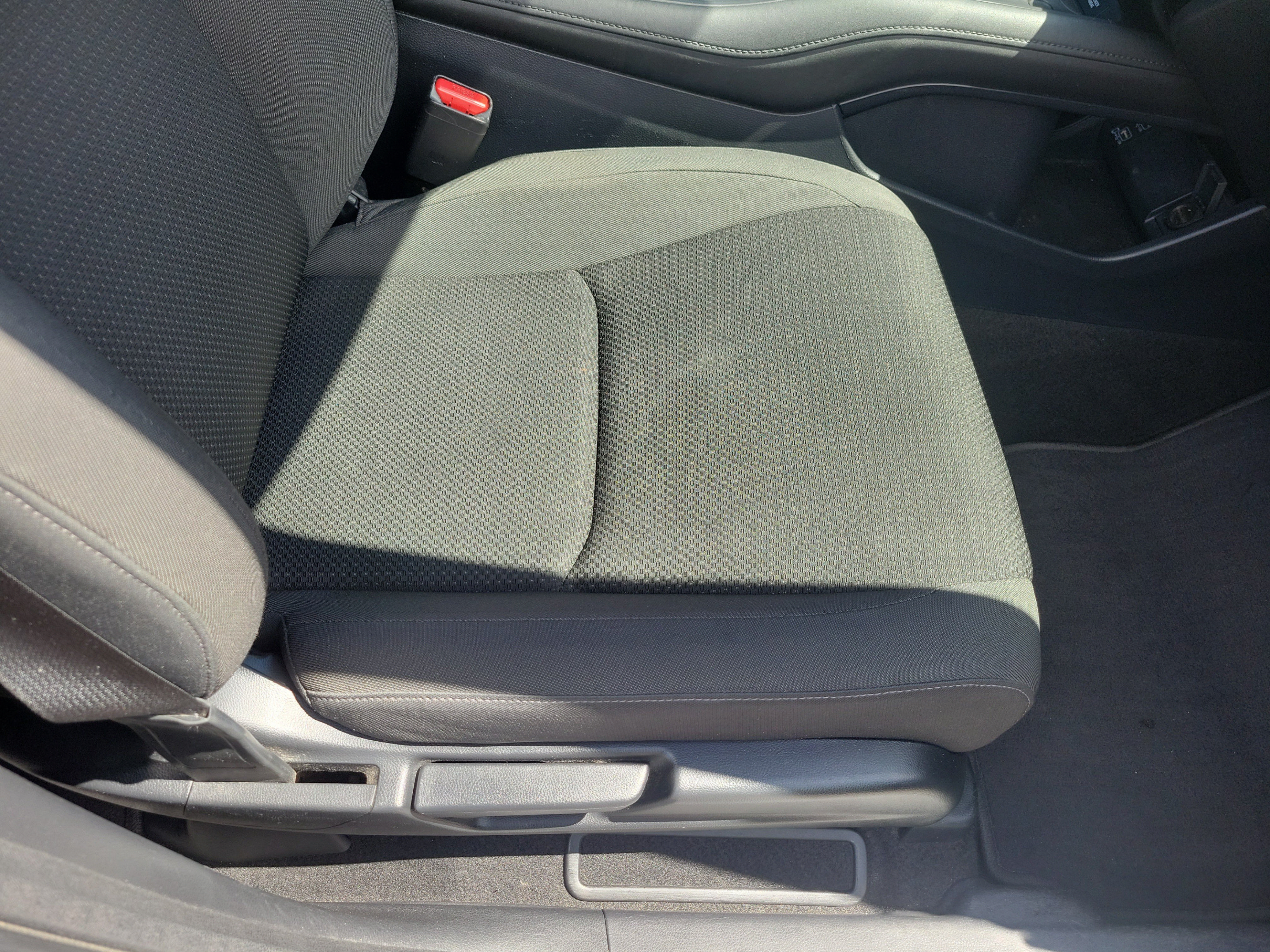Certified 2019 Honda HR-V Sport image 18