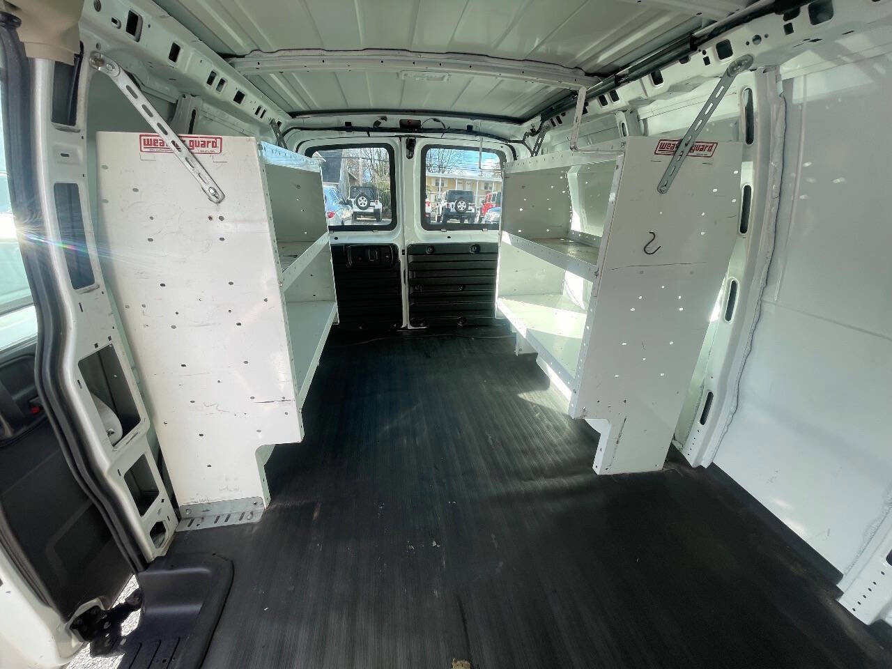 Used 2014 GMC Savana 1500 AWD image 30